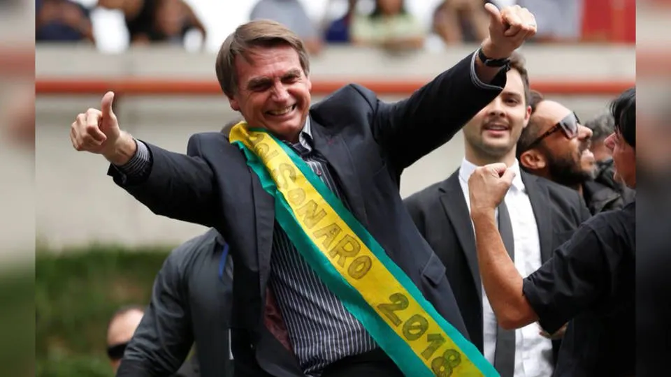 Cine-i Trump-ul tropical?