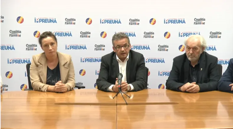 Intoarcerea in caverna a esuat. Cand vrea, poporul e intelept si nu fuge dupa fenta „atentie la poponet” a celor care il buzunaresc