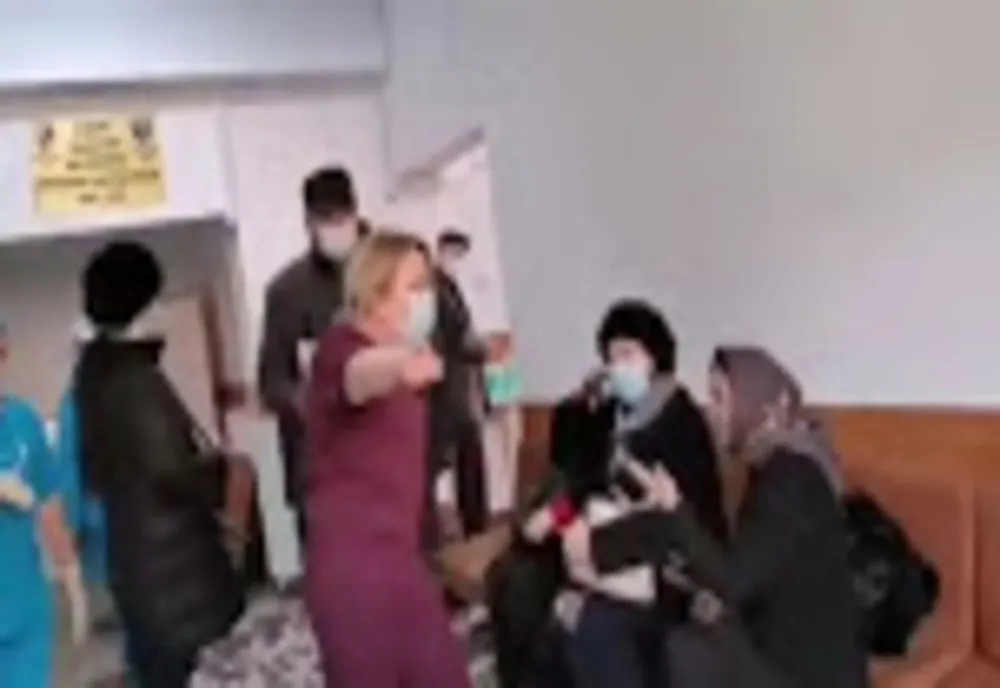 SCANDAL la spital: pacienți dați afară de medici. Reacția șefei secției Oftalmologie de la SJU Bacău