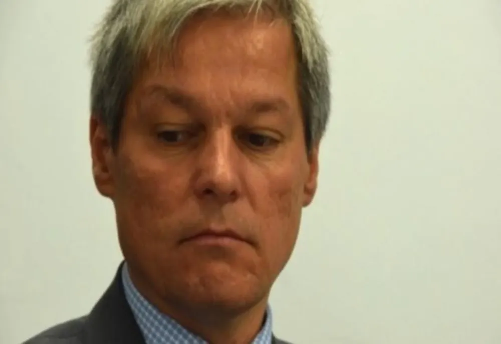 Dacian Cioloș despre moțiunea PSD: ”E propusă doar pentru a se afla în treabă”