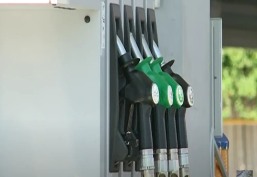 Prețurile carburanților cresc din nou. Motorina, aproape 10 lei litrul